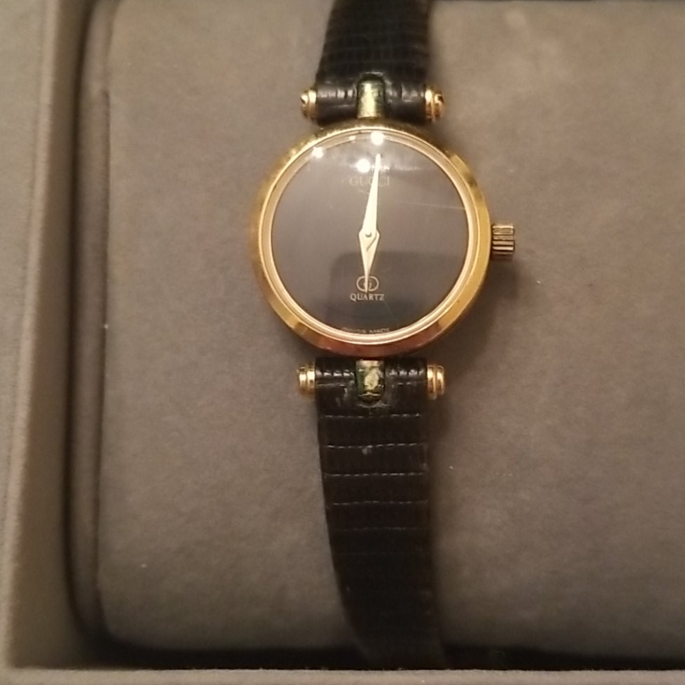 Gucci - Picture 2 of 2